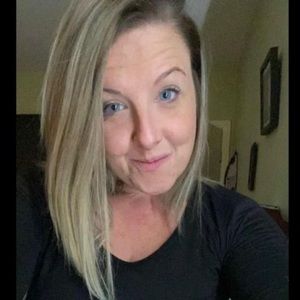 Meet your Posher, Pam